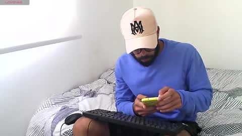 Hunter man online show from 03-27-26, 07:02