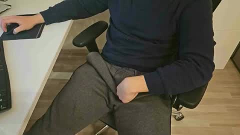 tree1989 online show from 01-03-25, 11:12