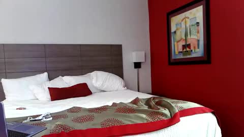 TreeBurner1 online show from 12-20-25, 03:57