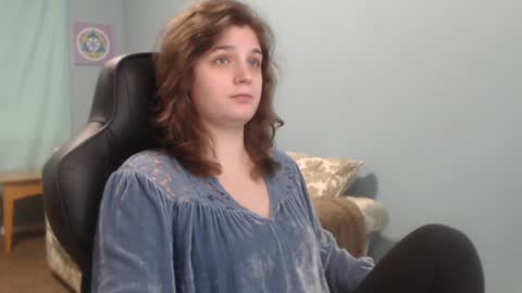 TreeJeanne online show from 12-31-24, 10:34