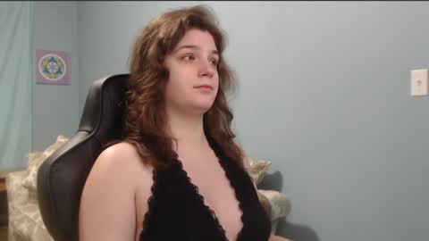 TreeJeanne online show from 01-01-25, 05:33