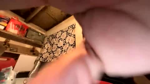 Snapshot of trees559 chatting on 02-26-26, 06:56 trees559 online show from 02-26-26, 06:56