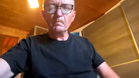 Snapshot of trekkertje12345 chatting on 06-28-26, 02:01 trekkertje12345 online show from 06-28-26, 02:01