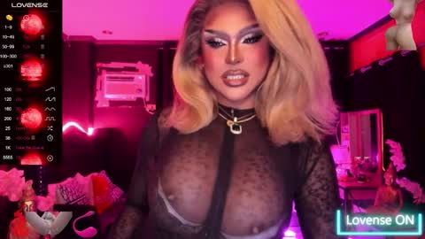 Jade online show from 10-10-25, 11:09