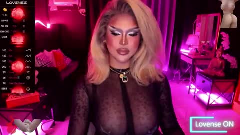 Jade online show from 10-11-25, 07:18