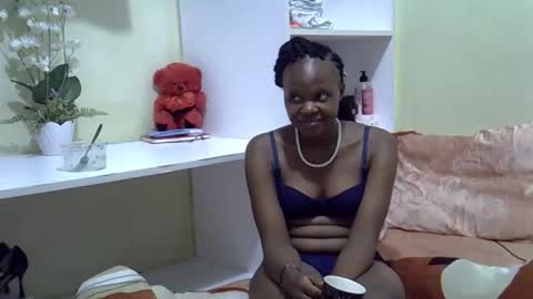 Snapshot of trendybooty chatting on 10-04-25, 05:11 tendybooty online show from 10-04-25, 05:11