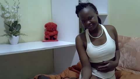 Snapshot of trendybooty chatting on 10-27-25, 06:39 tendybooty online show from 10-27-25, 06:39