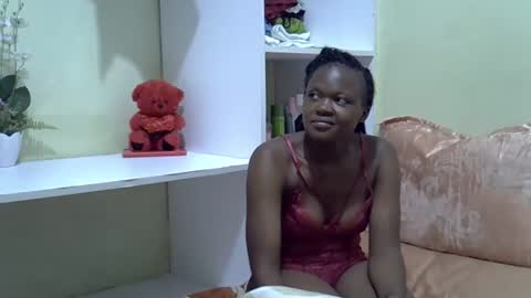 Snapshot of trendybooty chatting on 10-29-25, 06:42 tendybooty online show from 10-29-25, 06:42