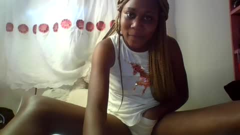 Snapshot of tresyamber chatting on 07-04-26, 07:25 tresyamber online show from 07-04-26, 07:25