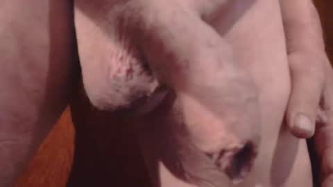 Snapshot of trevluv77 chatting on 12-19-25, 08:32 trevluv77 online show from 12-19-25, 08:32