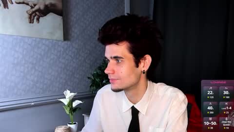 Snapshot of trevor_thomson chatting on 02-12-26, 10:43 Trevor online show from 02-12-26, 10:43