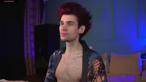 Snapshot of trevor_thomson chatting on 03-09-26, 10:14 Trevor online show from 03-09-26, 10:14