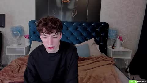 Snapshot of trevorbenson chatting on 09-09-25, 06:07 TrevorBenson online show from 09-09-25, 06:07