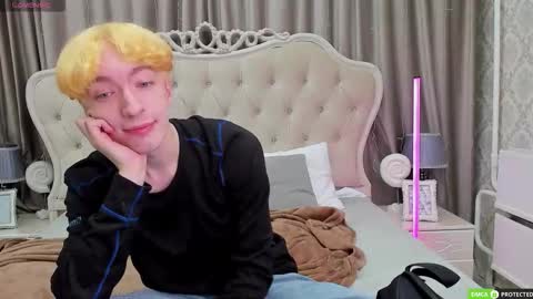 Snapshot of trevorbenson chatting on 10-03-25, 03:03 TrevorBenson online show from 10-03-25, 03:03