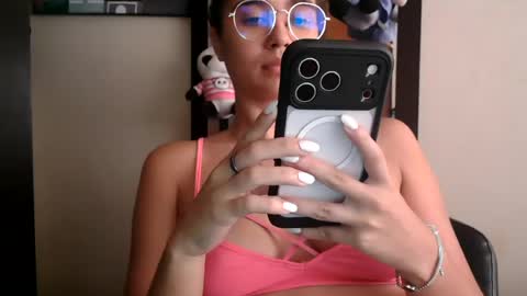 triana_bell online show from 07-08-26, 05:50
