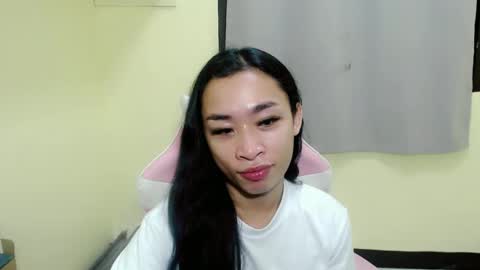 Snapshot of tricia_slut chatting on 03-10-25, 07:53 tricia_slut online show from 03-10-25, 07:53