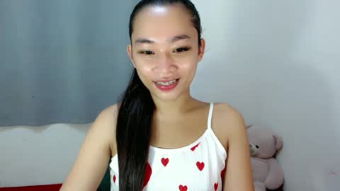 Snapshot of tricia_slut chatting on 10-13-25, 05:29 tricia_slut online show from 10-13-25, 05:29