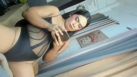 Tricxie online show from 03-09-25, 09:03