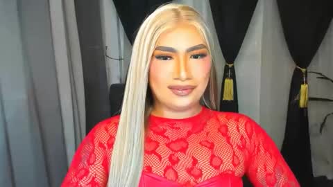 Tricxie online show from 10-08-25, 06:49