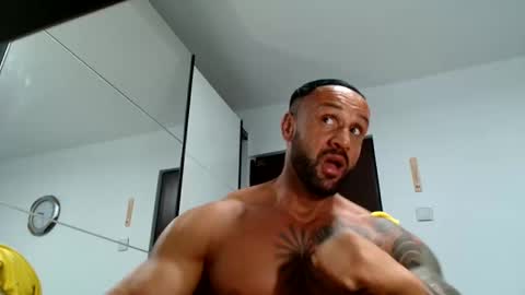 tridentmuscles online show from 11-18-25, 12:31