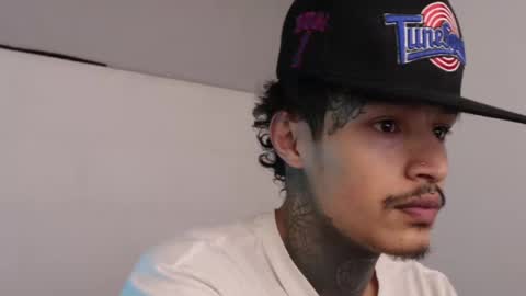 - trieone online show from 02-13-25, 04:54