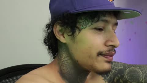 - trieone online show from 01-11-26, 03:06