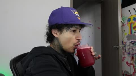 - trieone online show from 03-08-26, 02:54