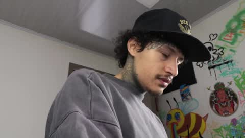 - trieone online show from 03-27-26, 02:39