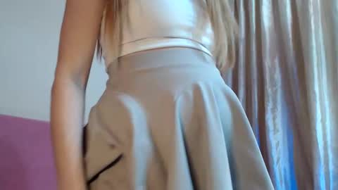 Snapshot of trioa chatting on 12-21-25, 10:11 Tony and Kristina wait you everyday start 2230-0000 GMT online show from 12-21-25, 10:11