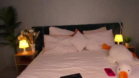 Snapshot of triparh chatting on 07-15-26, 01:11 Triparh online show from 07-15-26, 01:11
