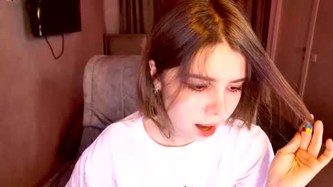 tripleprinces online show from 11-25-25, 05:24