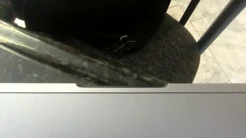 Snapshot of trippybb222 chatting on 10-06-25, 03:42 trippybb222 online show from 10-06-25, 03:42