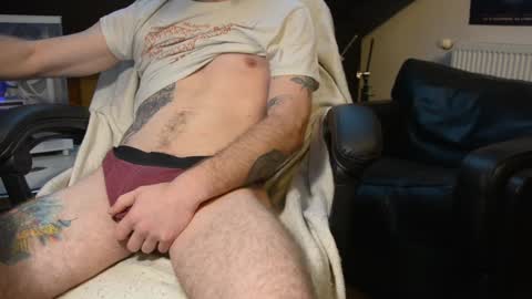 Snapshot of tripstocum chatting on 12-29-24, 03:46 FluideAmer online show from 12-29-24, 03:46