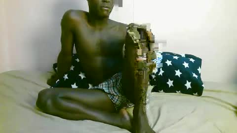 Snapshot of trisbaby3 chatting on 02-02-26, 06:17 Tris6 online show from 02-02-26, 06:17