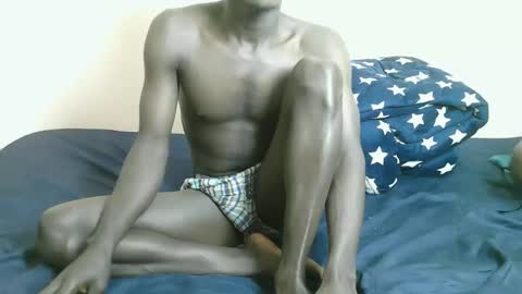 Snapshot of trisbaby3 chatting on 02-15-26, 05:59 Tris6 online show from 02-15-26, 05:59