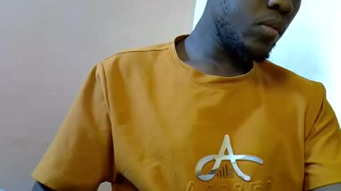 Snapshot of trisbaby3 chatting on 03-22-26, 04:43 Tris6 online show from 03-22-26, 04:43