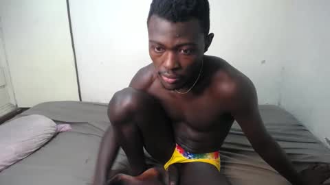 Trisboo5 online show from 12-18-24, 05:37