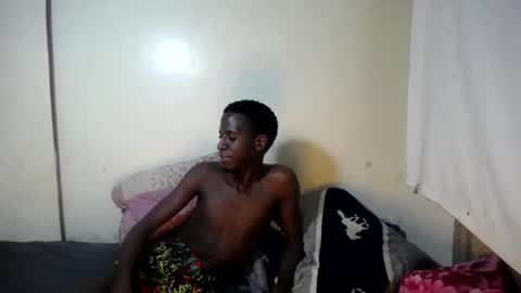 Trisboo5 online show from 01-14-25, 07:32