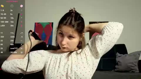 Snapshot of trixibell chatting on 06-10-26, 04:45 trixibell online show from 06-10-26, 04:45