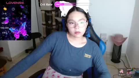 Snapshot of trixie_tangg chatting on 02-13-26, 02:51 Kitty online show from 02-13-26, 02:51