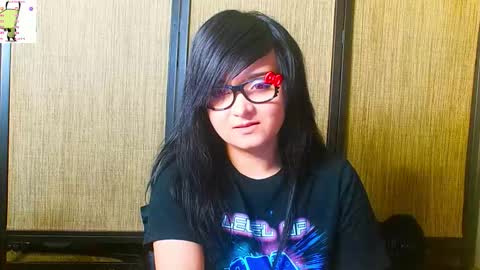 Snapshot of trixiedoescamcam chatting on 02-10-26, 01:21 trixiedoescamcam online show from 02-10-26, 01:21