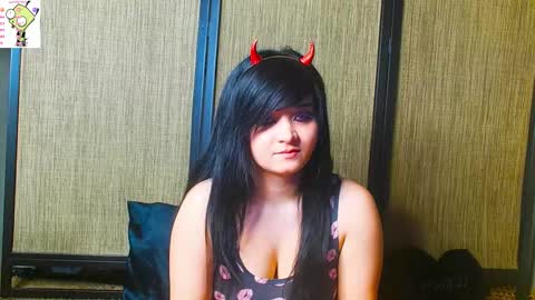 Snapshot of trixiedoescamcam chatting on 02-11-26, 01:54 trixiedoescamcam online show from 02-11-26, 01:54