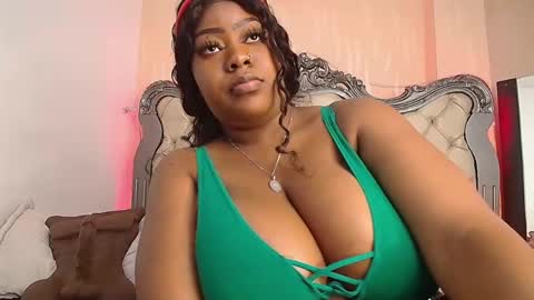 TrixieMar online show from 12-11-24, 08:18