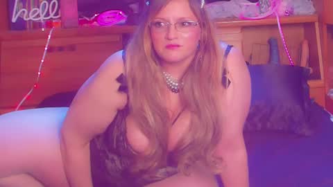 trixstarchik online show from 03-01-25, 06:00