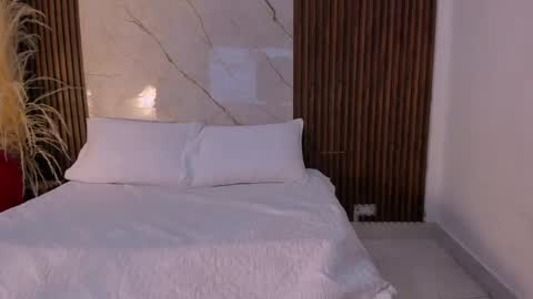 Snapshot of trixy_timmy chatting on 05-19-26, 11:27 trixy_timmy online show from 05-19-26, 11:27