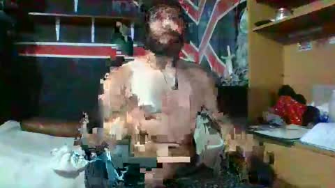 Snapshot of trizquelmen chatting on 12-23-24, 03:29 Andrew online show from 12-23-24, 03:29