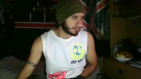 Snapshot of trizquelmen chatting on 01-17-25, 12:52 Andrew online show from 01-17-25, 12:52