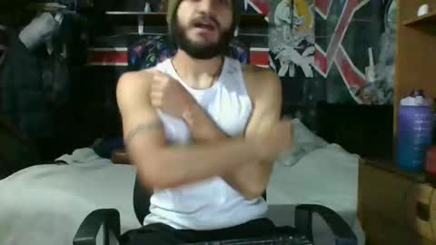 Snapshot of trizquelmen chatting on 02-12-25, 11:51 Andrew online show from 02-12-25, 11:51