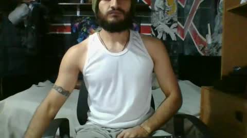 Snapshot of trizquelmen chatting on 02-26-25, 02:59 Andrew online show from 02-26-25, 02:59