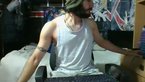 Snapshot of trizquelmen chatting on 03-02-25, 11:20 Andrew online show from 03-02-25, 11:20